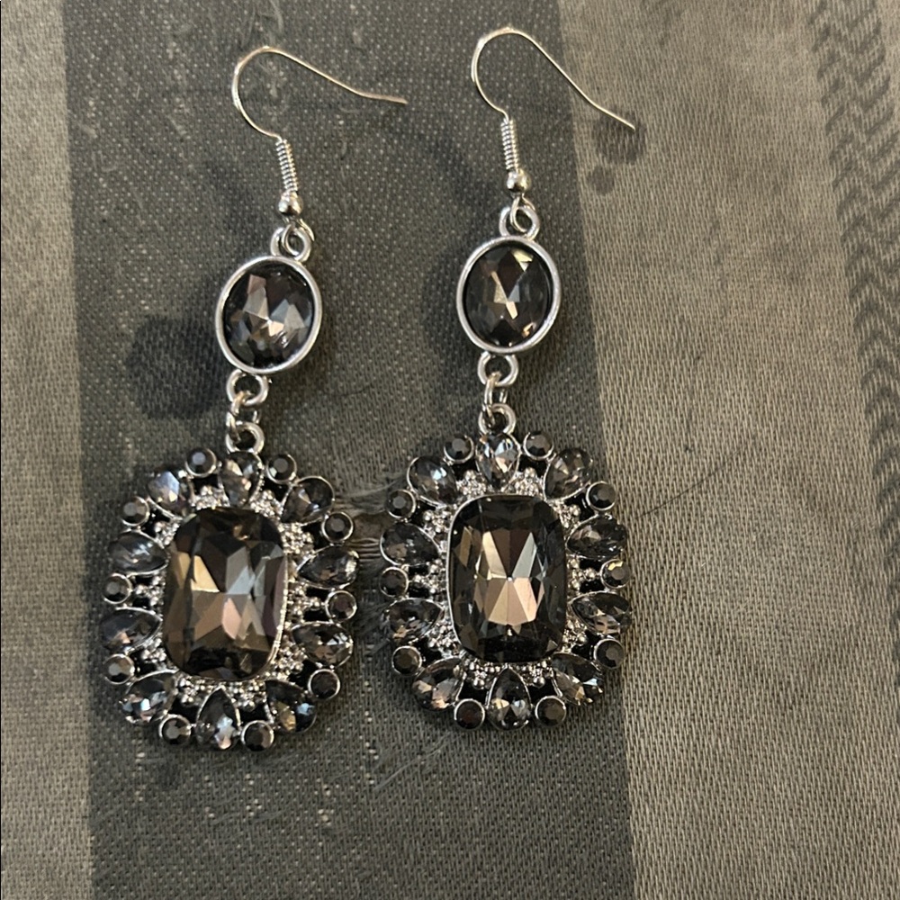 Paparazzi Silver and Black Gemstone Earrings